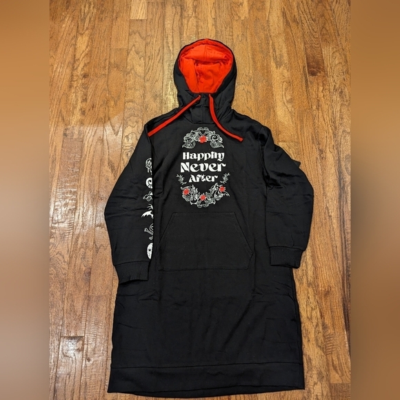 Disney Villains by Torrid Hoodie Dress, happily never after graphic black 1x - Picture 7 of 10